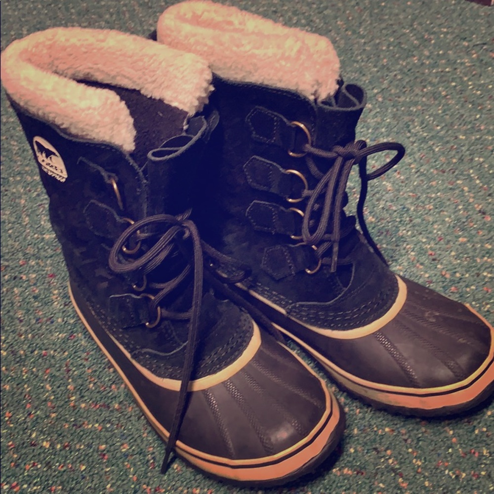 Sorel Carnival winter boots